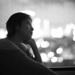 小林れい、『完全変態』へと変化する姿を収めた写真展を開催