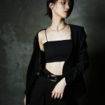 小林れい、『完全変態』へと変化する姿を収めた写真展を開催