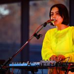 マイカ・ルブテ、透き通る歌声で会場を高揚感で包み込む＜HOKUTO ART PROGRAM ed.1＞