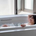 AKB48 村山彩希、笑顔と濡れ肌のギャップがたまらない「漫画アクション」オフショット公開