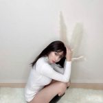 森咲智美、履いてない? タートルネックからのぞくチラリ美尻に歓喜の声