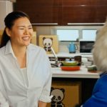 桃月なしこ、進むパンダ化! 「サカイ引越センター」新CM＆インタビュー公開