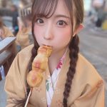 コスプレイヤー・大河もも、お団子頬張るプライベートショットにキュン!