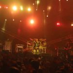 【ライブレポート】THE ORAL CIGARETTES、ライブ開始から新曲で席巻する熱狂ステージで圧倒