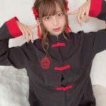 竹内星菜、チャイナ服で胸元チラ見せのフェチショット公開