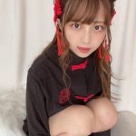 竹内星菜、チャイナ服で胸元チラ見せのフェチショット公開