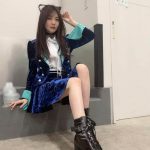 SKE48 谷真理佳、猫耳ヘア＆美脚見せで魅惑の上目遣い