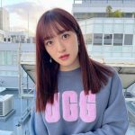 HKT48 田島芽瑠、髪色をピンクに染めたニューヘアカラーを披露! 秋冬映えコーデで「お揃いしましょ」