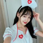 吉澤遥奈、出遅れハロウィンでセクシーナースコスプレ披露!「診察されたい」