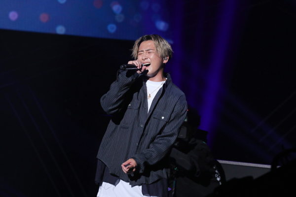 【ライブレポート】Da-iCE、縦横無尽にステージを飛び回るパフォーマンス！＜バズリズムLIVE 2021＞