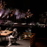 androp、クリスマスに新表現のステージを披露！松風理咲、中島亜梨沙が楽曲の世界観を表現【ライブレポート】