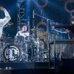 超特急・DISH//、大阪城ホールにて結成10周年を祝うスペシャルライブを開催