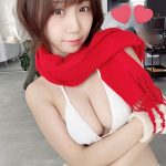 伊織もえ、癒しの白ビキニオフショットをお届け