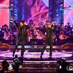 【レコ大】純烈、『君がそばにいるから』でファンへ感謝のパフォーマンス!『どっきゅんどっきゅんダンス』も生レクチャー ＜第63回 輝く！日本レコード大賞＞