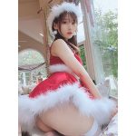 コスプレイヤー・けんけん、いい子のご褒美サンタコスプレで悩殺!
