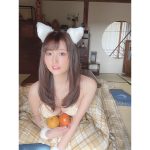 小日向ゆか、猫耳×こたつの水着オフショットが可愛すぎる!
