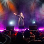 中西圭三、ダンサーと『Choo Choo TRIAN』をパフォーマンス ＜ICheckPresents SUMMER MADA FES 2021＞