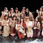 【ライブレポート】小片リサ、カバーアルバムリリイベにつばきファクトリーがサプライズ登場