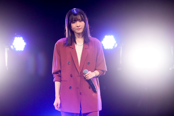 【ライブレポート】小片リサ、カバーアルバムリリイベにつばきファクトリーがサプライズ登場
