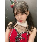 SKE48 岡本彩夏、ツインテールで見つめるサンタコスに歓喜の声!「期待を裏切らない」