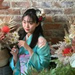 豊田ルナが振袖姿のオフショットを公開