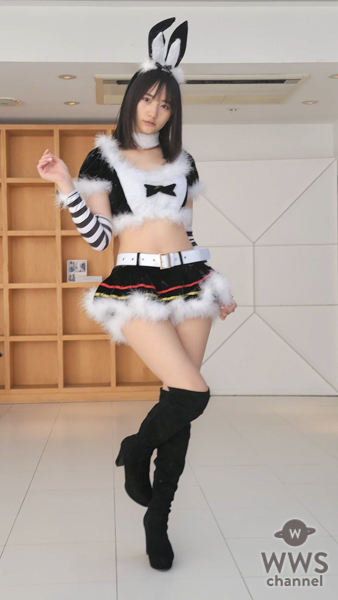 【写真特集】そよん、クリスマスを意識したうさ耳衣装からセクシーな美脚を披露！
