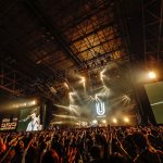 【ライブレポート】UNISON SQUARE GARDEN、極上のロックをノンストップで披露！斎藤のアカペラに涙ぐむファンも。＜COUNTDOWN JAPAN 21/22＞