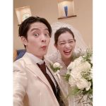 塩野瑛久、足立梨花とのおふざけウエディングフォトで新年挨拶