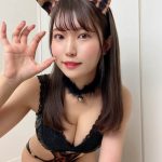 JamsCollection 坂東遥、セクシーな虎コスプレで「あけおめ」!