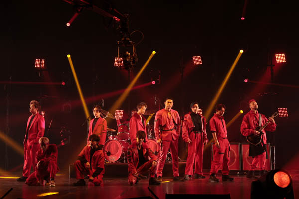 EXILE TRIBEがカウントダウンライブ開催! 三代目JSB、THE RAMPAGE、iScream、Happinessらがパフォーマンス