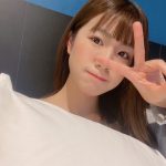 梅本まどか、癒しオーラ満載のオフショットを公開！オートサロン2022のトークショーに登場。