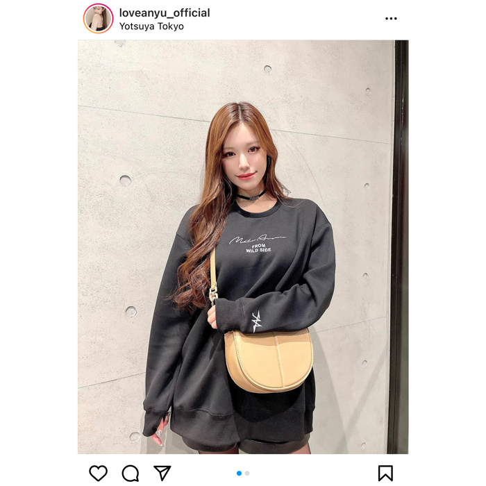 レースクイーン 広瀬晏夕、黒ストッキングで美脚アピール！「可愛すぎて頭抱えちゃう」