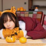 コスプレイヤー・けんけん、虎コスプレで過ごすお正月ショットが可愛すぎる!