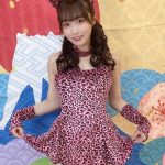 #ババババンビ 岸みゆ「食べちゃうぞ〜」、ミニ丈のトラ柄コスチュームに釘付け