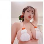 天木じゅん、新年早々の餅乳ショットに歓喜の声ぞくぞく