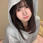 コスプレイヤー・水瀬このかの『童顔巨乳』ショットに歓喜の声