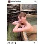 森咲智美、2022年一発目からヌーディ美ボディ全開!