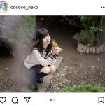 コスプレイヤー・猫乃ここ、乱れる制服コスプレにドキドキ