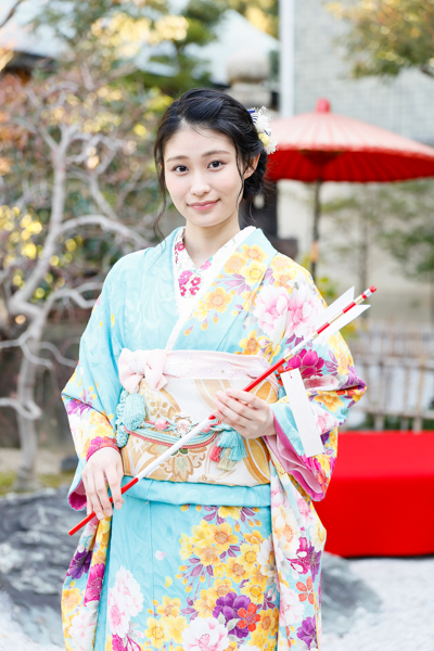 NMB48 上西怜ら新成人が大阪天満宮でご祈祷 8期研究生・桜田彩叶、松野美桜も参加