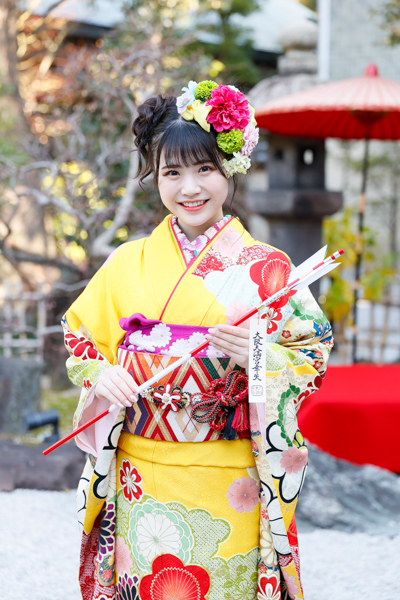 NMB48 上西怜ら新成人が大阪天満宮でご祈祷 8期研究生・桜田彩叶、松野美桜も参加