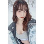 スポブラ女子・七瀬あかね、雪降るゲレンデでスポブラ姿披露！ファンから感謝の声ぞくぞく