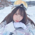コスプレイヤー・紗愛、雪原に輝く透明ボディにうっとり「めっちゃ寒そう」