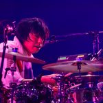 【ライブレポート】UNISON SQUARE GARDEN、極上のロックをノンストップで披露！斎藤のアカペラに涙ぐむファンも。＜COUNTDOWN JAPAN 21/22＞