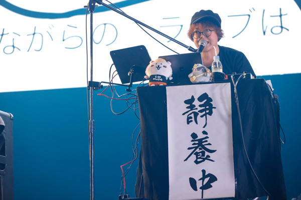 【ライブレポート】打首獄門同好会が新型コロナから虫歯まで幅広い選曲で怒涛の12曲、年末総決算！ ＜COUNTDOWN JAPAN 21/22＞