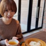 【動画】新唯(あらたゆい)、清澄白河のおしゃれなスパイスカフェ「Spoon」でカレーを食レポ!