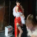 レースクイーン・あのん、チャイナドレスで華麗に美脚披露