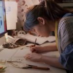 【ハケンアニメ！】吉岡里帆と中村倫也が真剣な眼差しで作品に向き合う場面写真が公開