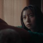 adieu(上白石萌歌) の『穴空きの空』MVがYouTubeチャンネルでプレミア公開決定