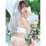 コスプレイヤー・けんけん、下乳こぼれるランジェリーウエディング姿で「誓いますか？」