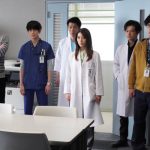 『ドクターホワイト』クセ強医師・小手伸也、高橋努が浜辺美波とのエピソードを語る